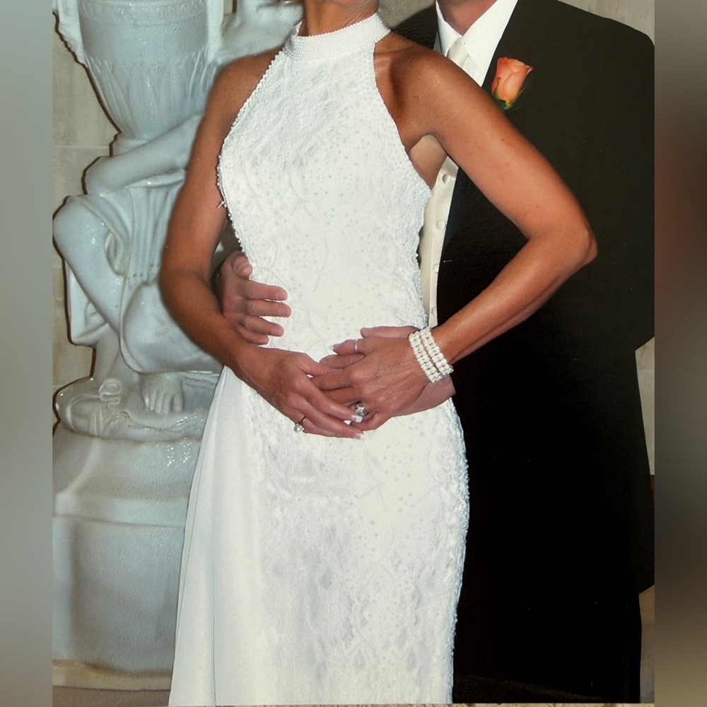 David's Bridal Ivory Halter Lace Wedding Gown With Pearl Detail